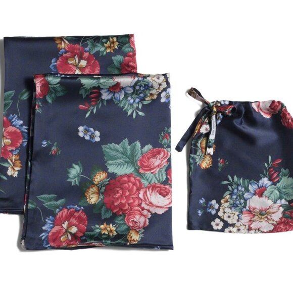 Johnny Was Decklyn Pillow Case Silk Flower Zipper Navy Blue Pink Home 2 pc NEW - Picture 6 of 11